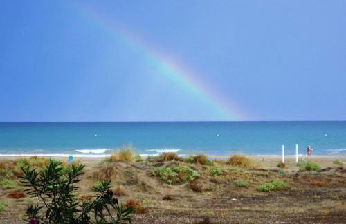 Apartamento Nuevo con Gran Terraza y Wifi en Canet - Photo 26