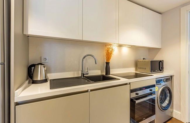 Stylish Flat Near Trendy Attractions in Beyoglu - Foto 26