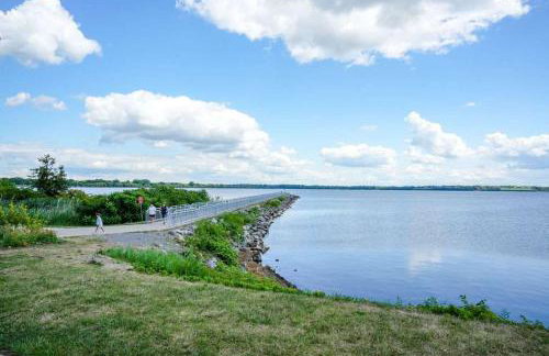 Eclipse Hot tub and billiards in Downtown Geneva - Foto 32