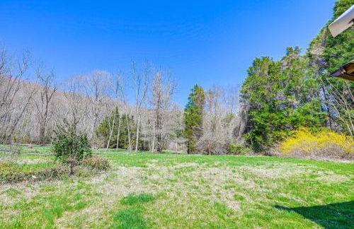 Fire Pit and Decks Creekside Cabin in Robbinsville - Foto 27