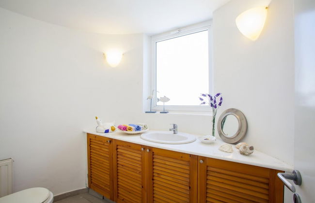 Sunset Beachfront Villa Meneou - Foto 30