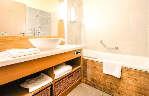 Exceptional 3 bed Penthouse with fireplace and stunning views - Foto 28