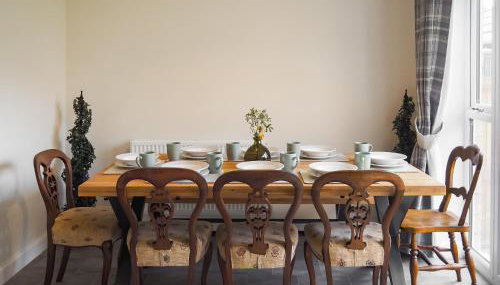 Oakstone House - Photo 5