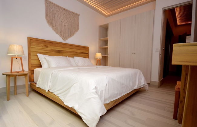 Mayan Monk - Photo 9