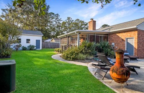 The Caspian large family house with private pool in Summerville - Foto 27