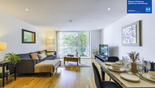 Elegant 2-Bedroom Apartment with Balcony - Foto 1