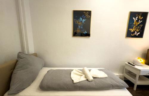 Citynah, Balkon, große Küche und Garten - Foto 31