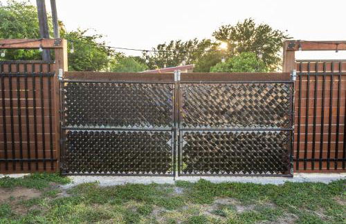 Hidden Gem Near Plaza Mall - Mi Casita McAllen - Foto 10