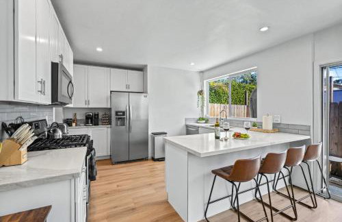 Belmont Shore Getaway with Hot Tub and Firepit - Foto 4