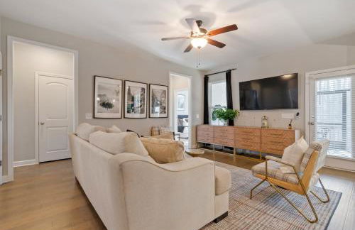 Cottage with 3 King Beds, 3 min to Marina, Fire Pit - Foto 36