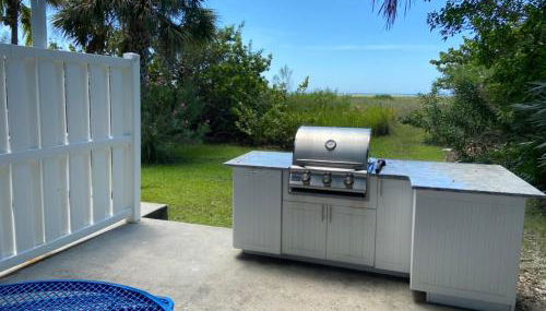 On the Beach, Walk to Village, Watch the Sunsets from Balcony - Foto 3