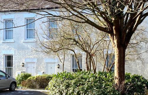 Fabulous 2 bed Historic Ground floor apartment Belper with free car parking next to property - Foto 15