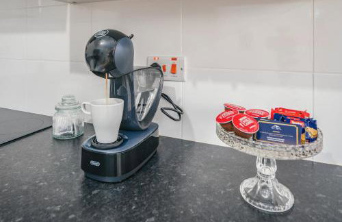 Airport - Town Centre - Train Station - Free Parking - Foto 13