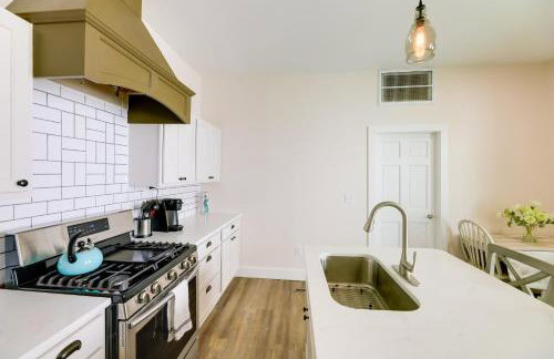 Historic Madison Retreat - 1 Mi to Ohio River - Foto 10