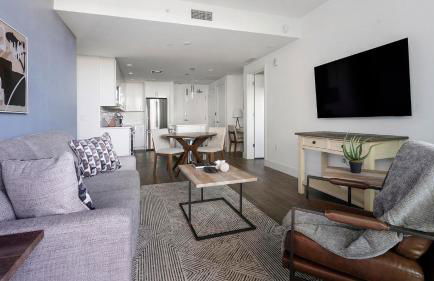 Landing Incredible 2BD Pool - Photo 46