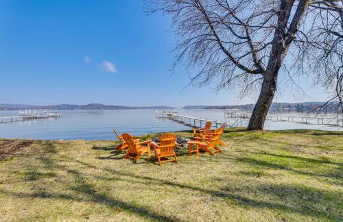 Lake Wisconsin Retreat with Dock Great for Groups! - Foto 31