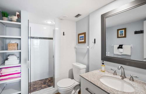 Stunning Ocean Views, Huge Patio, Heated Pool and Amenities! - Foto 31