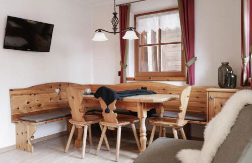 Chalet Tyrolian Apartments - by Familiaris - Pools 500 meters - Foto 49