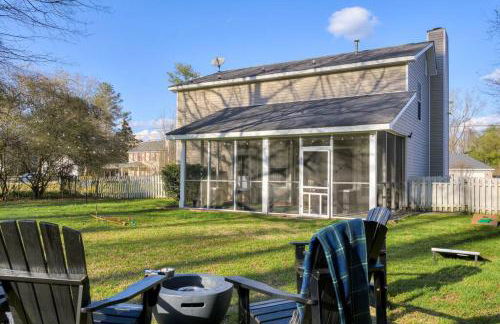 5min drive to AN Golf Club l Pet-Friendly l Big Backyard, BBQ & Fun Activities - Foto 20