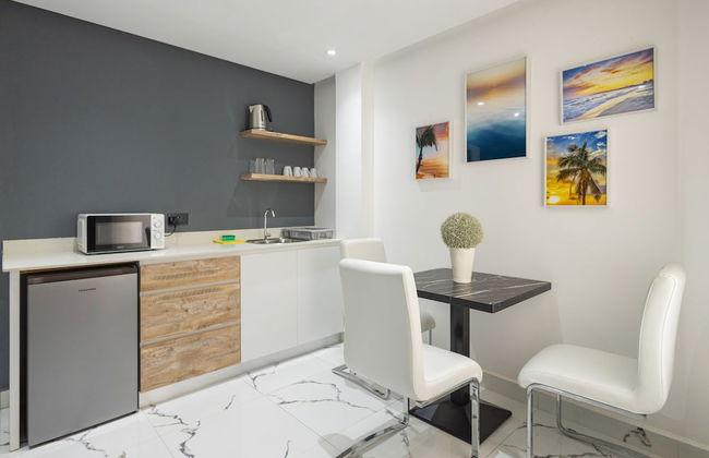 O'Beach Boutique Studios - Photo 39