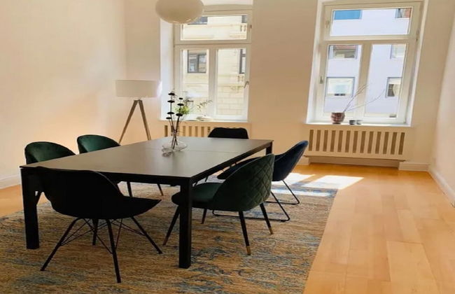 Inviting Holiday Home With Balcony or Terrace - Foto 20