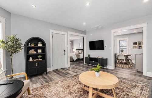 Remodeled Washer Dryer Mins to Beach & Downtown - Foto 7