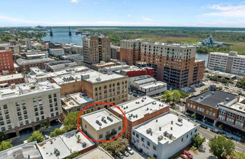 Downtown Condo*Balcony*River*Pet Friendly*Beach - Foto 21