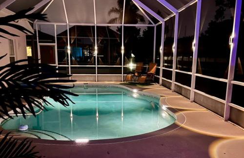 Spacious 5BR Private Home, Private Pool & Salt Water Spa, Minutes from Beaches - Foto 5