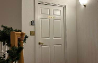 Innkeeper Suite at The Currier Inn - Photo 4