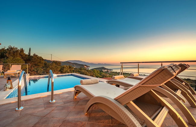 Nisaki Villa - Foto 35