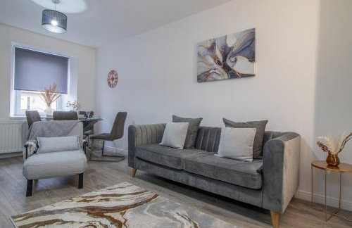 The Larky - Modern 2 Bed Cottage in Larkhall - Photo 21