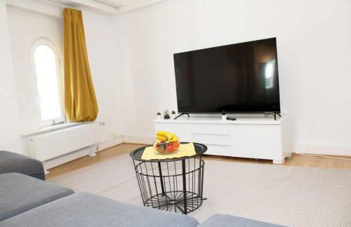 Hamburger Perle am Gänsemarkt und Binnenalster - Photo 6