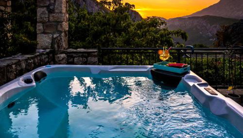 Stonehouse Korlat with open-air jacuzzi - Foto 4