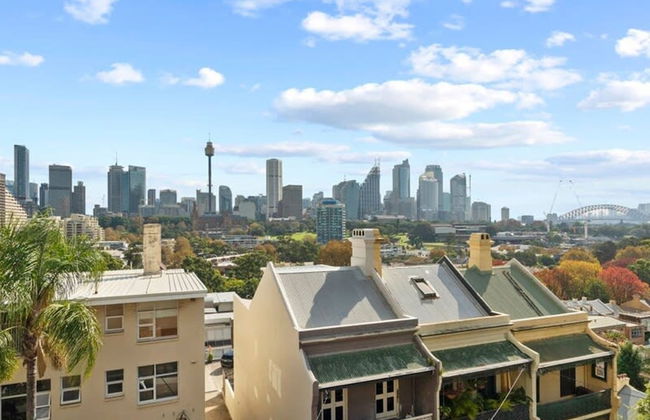 Modern Potts Point Studio - Photo 15