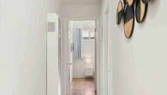 Mid Century Garden View Home Parking - Foto 4