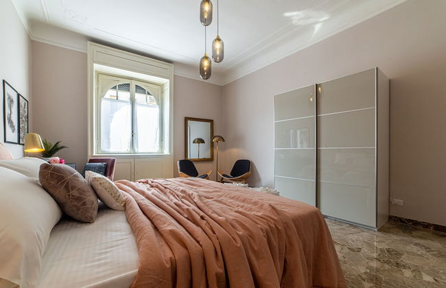 JOIVY Sophisticated Flat W/ Desk - Foto 3