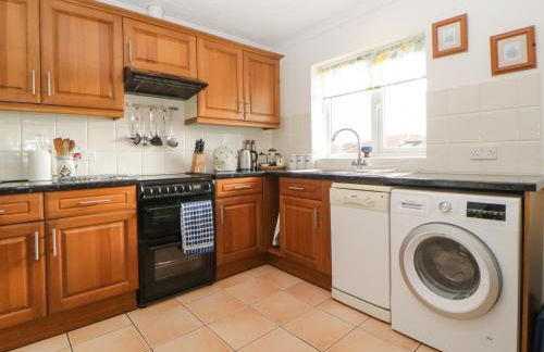 Broom Cottage - Photo 10