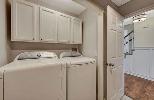 Massive 6 bedroom in a great area - Foto 42