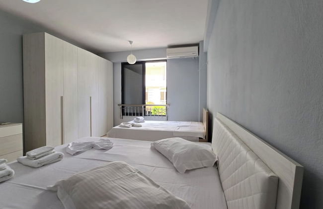 Tirent Apartment - Cozy Bedrooms Stay by Golem Beach. - Foto 9