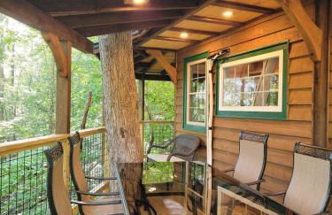 Magical Treehouse Romantic Hot Tub and Sauna - Foto 17