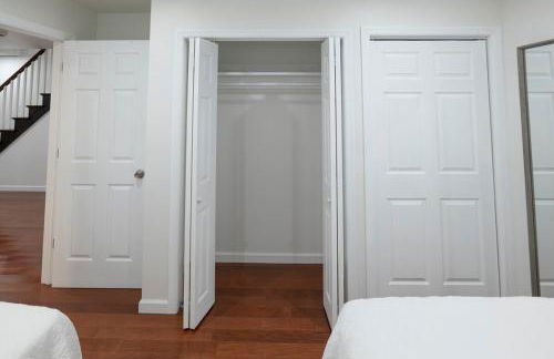 Modern Retreat Poconos 3BR Fire Pit Skiing - Foto 26