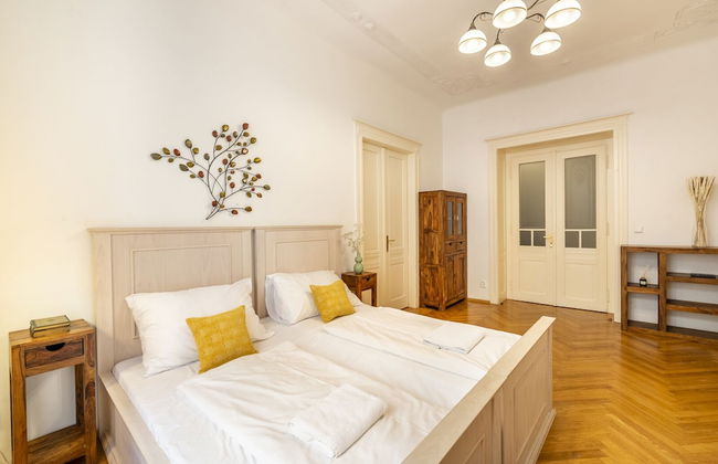 Old Town Square Apartments - Foto 19