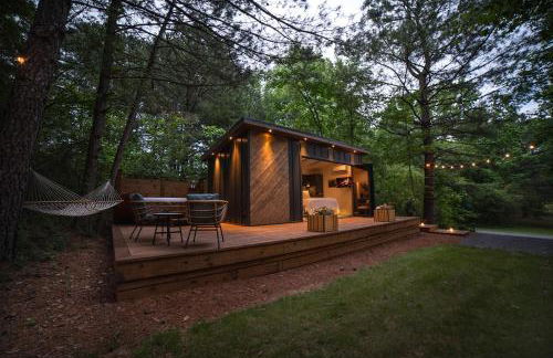 Glamping cottage with glass front and hot tub! - Foto 5