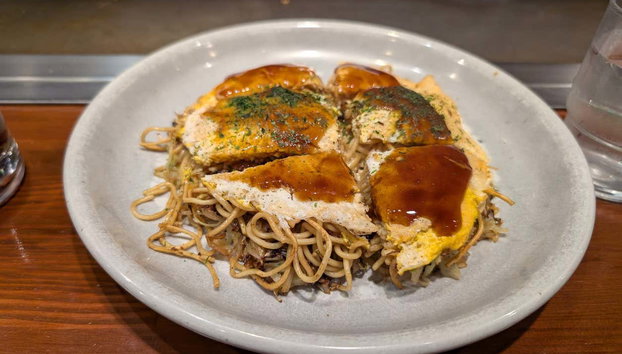 Tour noturno por Hiroshima - Foto 3, Degustação de okonomiyaki em Hiroshima