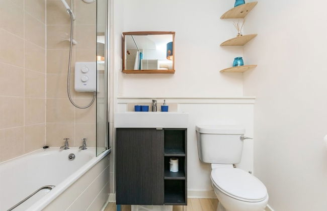 Stylish 2 Bedroom Apartment Aberdeen City Centre - Foto 8