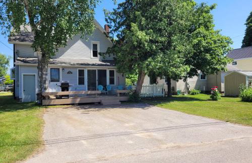 Centennial House - Great Location with Lakeview! - Foto 12