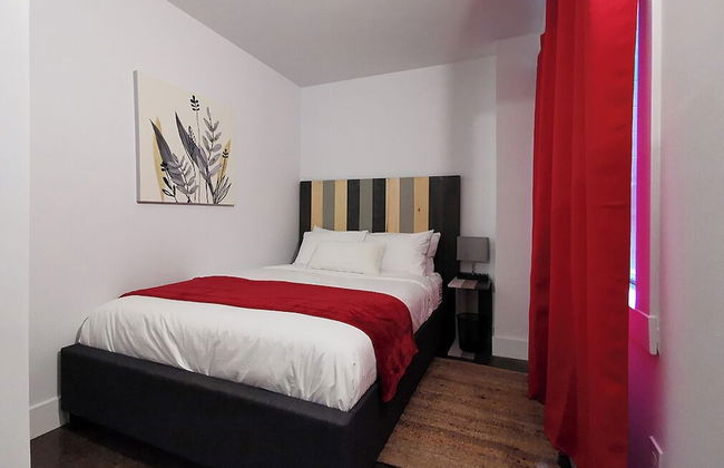 Cameo Hotel and Suites - Photo 45