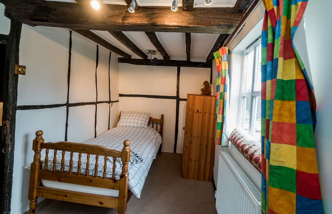 Yew Tree Cottage- Sleeps 12, Garden & Pet-friendly - Foto 7