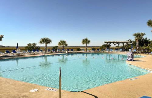 St Helena Island Condo with Pool and Beach Access! - Foto 2