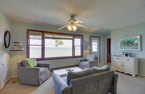 Pelican Lake Cabin Private Beach and Scenic Sunsets - Foto 4